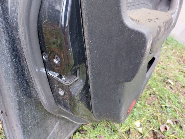 bontott FORD MONDEO IV Bal első Ajtó (Részeivel)