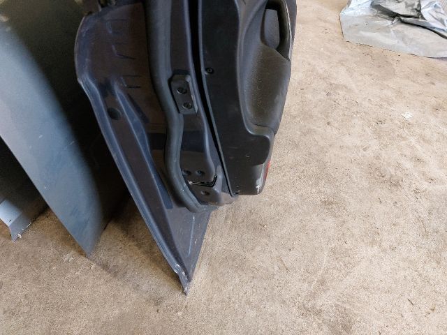 bontott FORD MONDEO IV Bal első Ajtó (Részeivel)