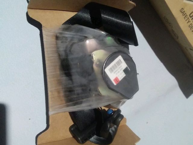 bontott FORD MONDEO IV Bal első Biztonsági Öv