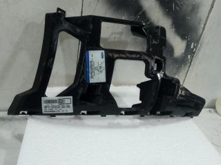 bontott FORD MONDEO IV Bal első Lökhárító Tartó (Műanyag)