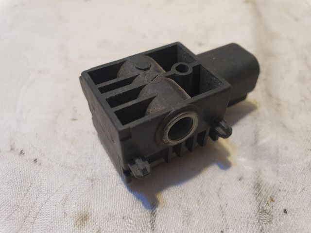 bontott FORD MONDEO IV Bal első Oldal Ütközés Érzékelő