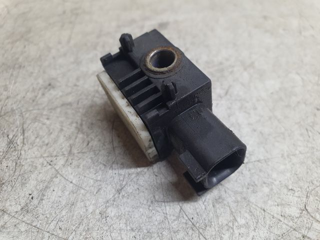 bontott FORD MONDEO IV Bal első Oldal Ütközés Érzékelő