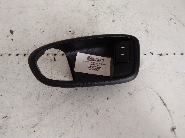bontott FORD MONDEO IV Bal hátsó Ablakemelő Kapcsoló