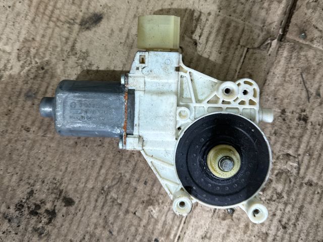 bontott FORD MONDEO IV Bal hátsó Ablakemelő Motor