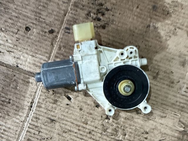 bontott FORD MONDEO IV Bal hátsó Ablakemelő Motor