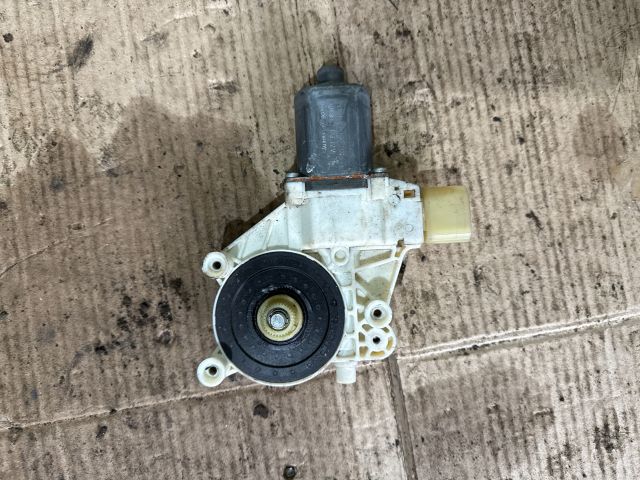 bontott FORD MONDEO IV Bal hátsó Ablakemelő Motor