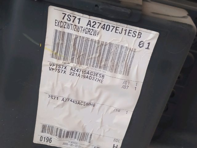 bontott FORD MONDEO IV Bal hátsó Ajtó Kárpit