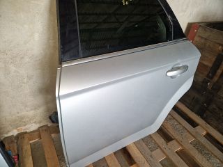 bontott FORD MONDEO IV Bal hátsó Ajtó (Részeivel)