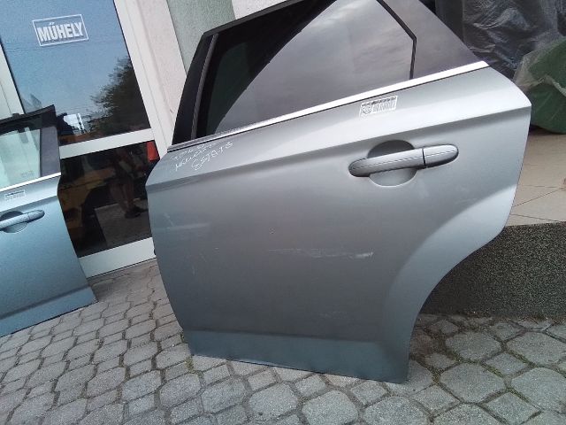 bontott FORD MONDEO IV Bal hátsó Ajtó (Részeivel)