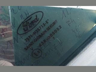 bontott FORD MONDEO IV Bal hátsó Ajtó (Részeivel)