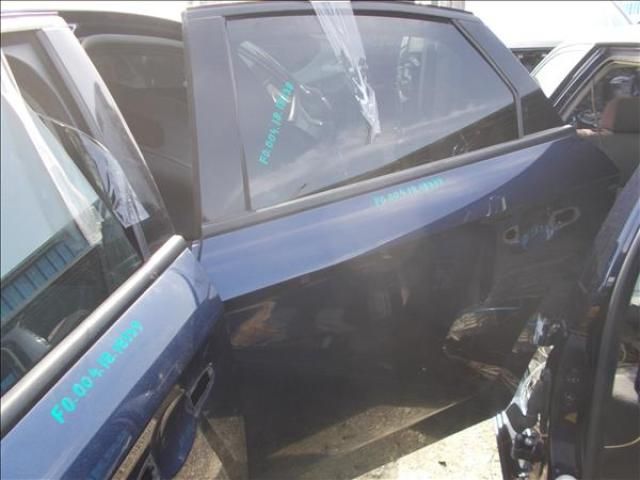 bontott FORD MONDEO IV Bal hátsó Ajtó (Üres lemez)