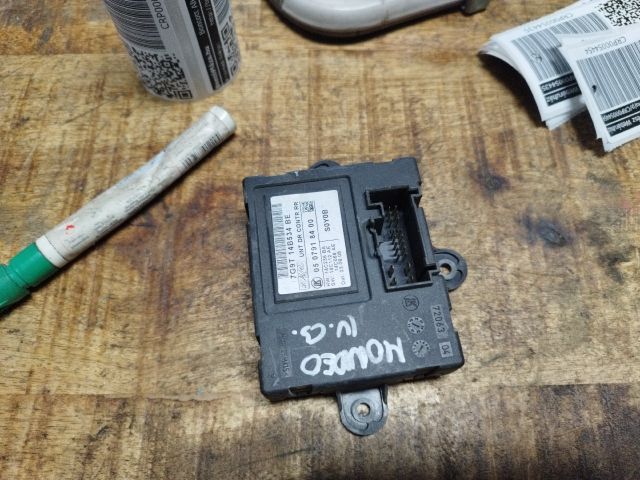 bontott FORD MONDEO IV Bal hátsó Ajtó Vezérlőegység