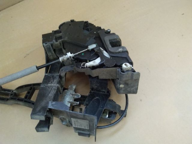 bontott FORD MONDEO IV Bal hátsó Ajtózár