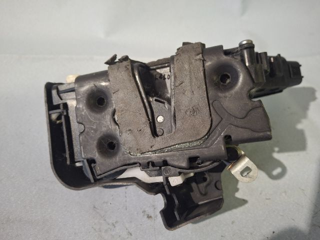 bontott FORD MONDEO IV Bal hátsó Ajtózár