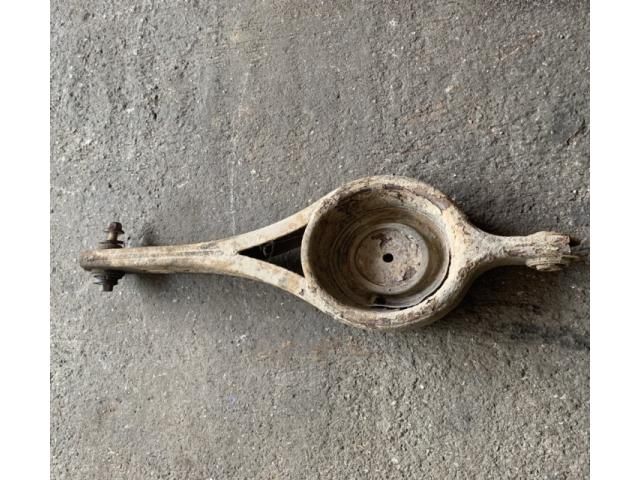 bontott FORD MONDEO IV Bal hátsó Alsó Lengőkar