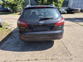 bontott FORD MONDEO IV Bal hátsó Csonkállvány Kerékaggyal