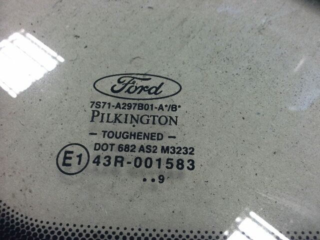 bontott FORD MONDEO IV Bal hátsó Fixüveg (Ajtóban)