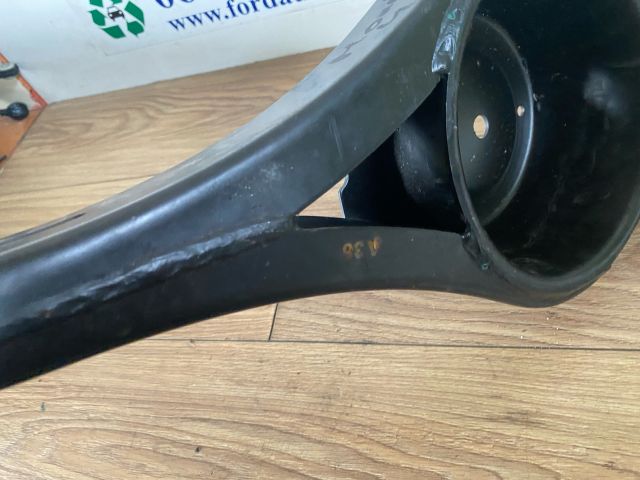 bontott FORD MONDEO IV Bal hátsó Keresztlengőkar