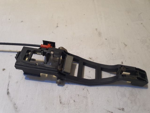 bontott FORD MONDEO IV Bal hátsó Külső Kilincsfészek