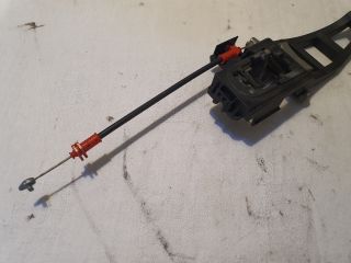 bontott FORD MONDEO IV Bal hátsó Külső Kilincsfészek