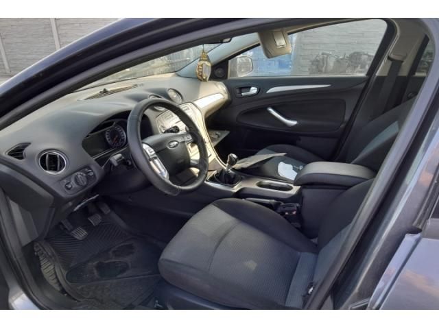 bontott FORD MONDEO IV Bal Ködfényszóró