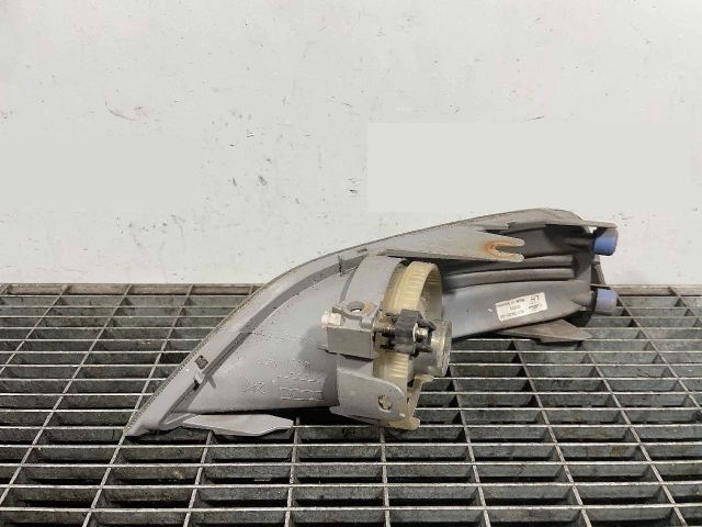 bontott FORD MONDEO IV Bal Ködfényszóró