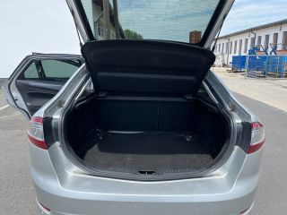 bontott FORD MONDEO IV Bal Rendszámtábla Világítás