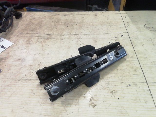 bontott FORD MONDEO IV Biztonsági Öv Magasság Állító