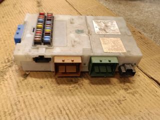 bontott FORD MONDEO IV Biztosítéktábla Utastér