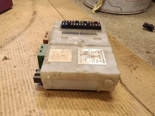 bontott FORD MONDEO IV Biztosítéktábla Utastér