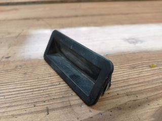 bontott FORD MONDEO IV Csomagtér Nyitó Kar / Gomb