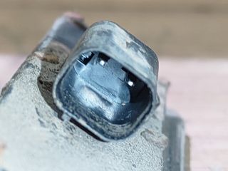 bontott FORD MONDEO IV Csomagtér Nyitó Kar / Gomb