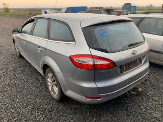 bontott FORD MONDEO IV Csomagtér Roló