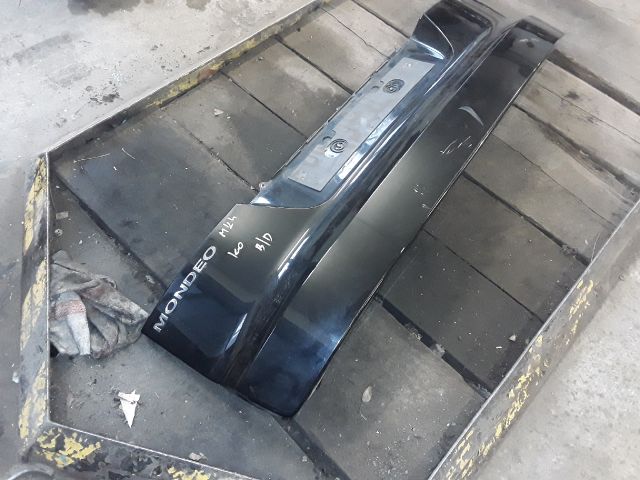 bontott FORD MONDEO IV Csomagtérajtó Burkolat Alsó