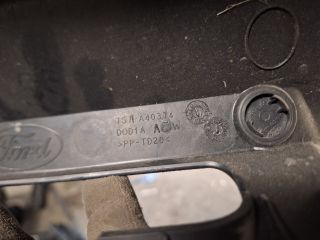 bontott FORD MONDEO IV Csomagtérajtó Burkolat Alsó