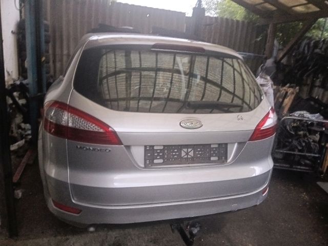 bontott FORD MONDEO IV Csomagtérajtó (Részeivel)