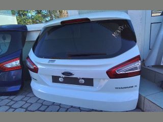 bontott FORD MONDEO IV Csomagtérajtó (Részeivel)