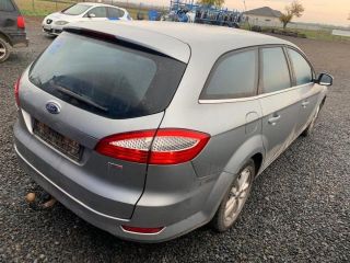 bontott FORD MONDEO IV Csomagtérajtó (Üres lemez)