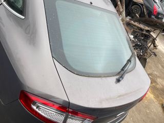 bontott FORD MONDEO IV Csomagtérajtó (Üres lemez)