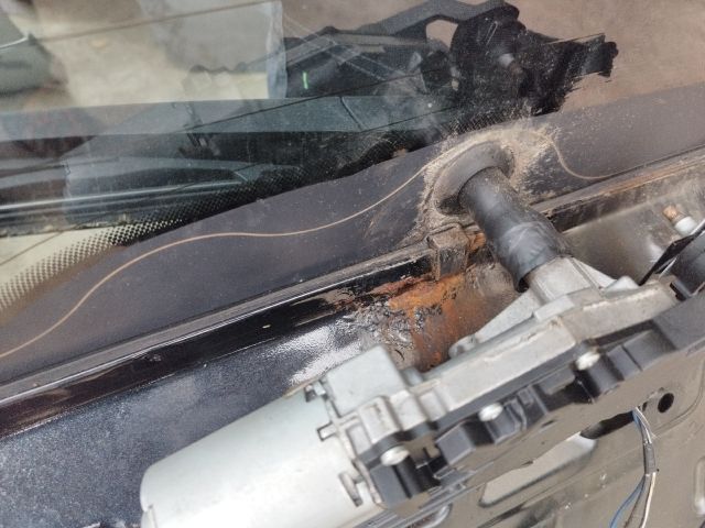 bontott FORD MONDEO IV Csomagtérajtó (Üres lemez)