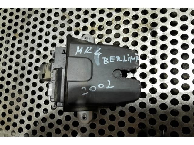 bontott FORD MONDEO IV Csomagtérajtó Zárszerkezet