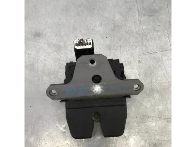 bontott FORD MONDEO IV Csomagtérajtó Zárszerkezet