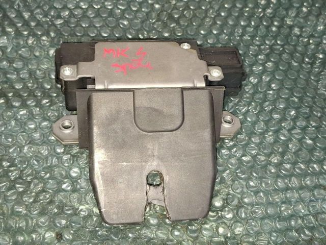 bontott FORD MONDEO IV Csomagtérajtó Zárszerkezet