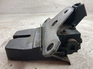 bontott FORD MONDEO IV Csomagtérajtó Zárszerkezet