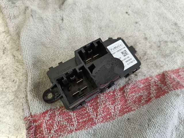 bontott FORD MONDEO IV Előtét Ellenállás Fűtőmotor