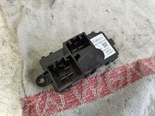 bontott FORD MONDEO IV Előtét Ellenállás Fűtőmotor