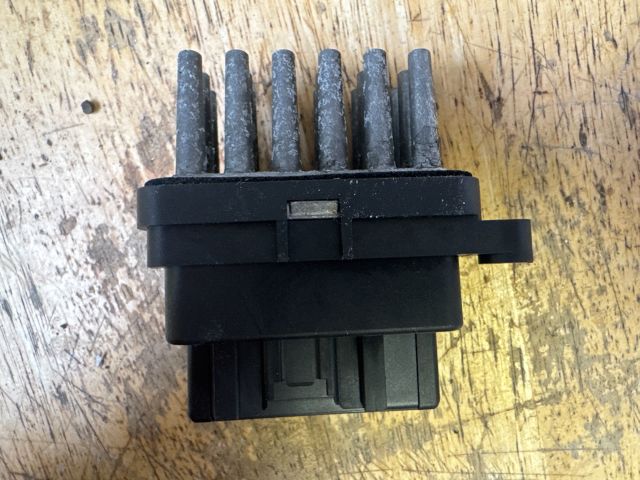 bontott FORD MONDEO IV Előtét Ellenállás Fűtőmotor