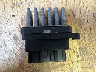 bontott FORD MONDEO IV Előtét Ellenállás Fűtőmotor