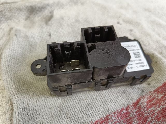 bontott FORD MONDEO IV Előtét Ellenállás Fűtőmotor