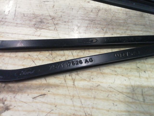 bontott FORD MONDEO IV Első Ablaktörlő Lapát Pár